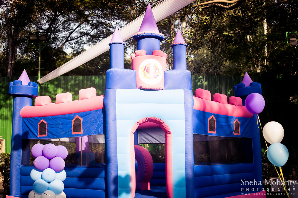 Frozen Theme Birthday Party at Kids Kraze, Kids Photographer Delhi